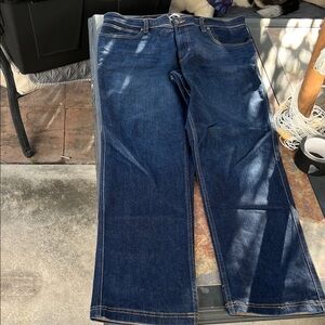 Classic Blue Men's Jeans new without tags tags 36x32